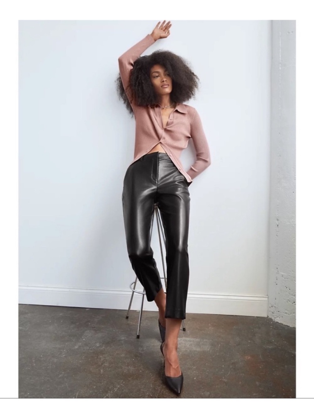 Aritzia Babaton Faux Vegan Leather Command Pants Black Size 8